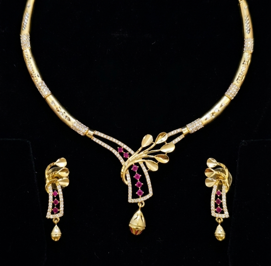 Ruby-Accented Leaf Motif Contemporary Set