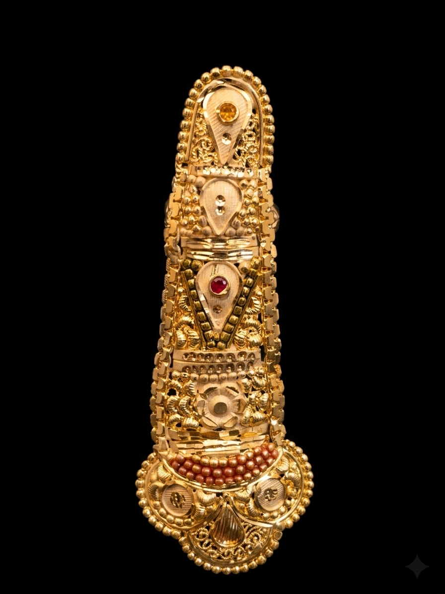 Royal Filigree Full-Finger Statement Ring