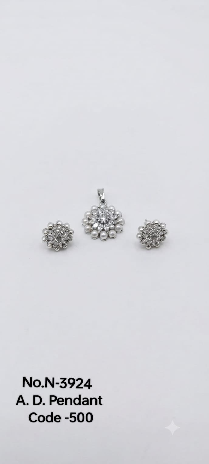 A. D. Pendant