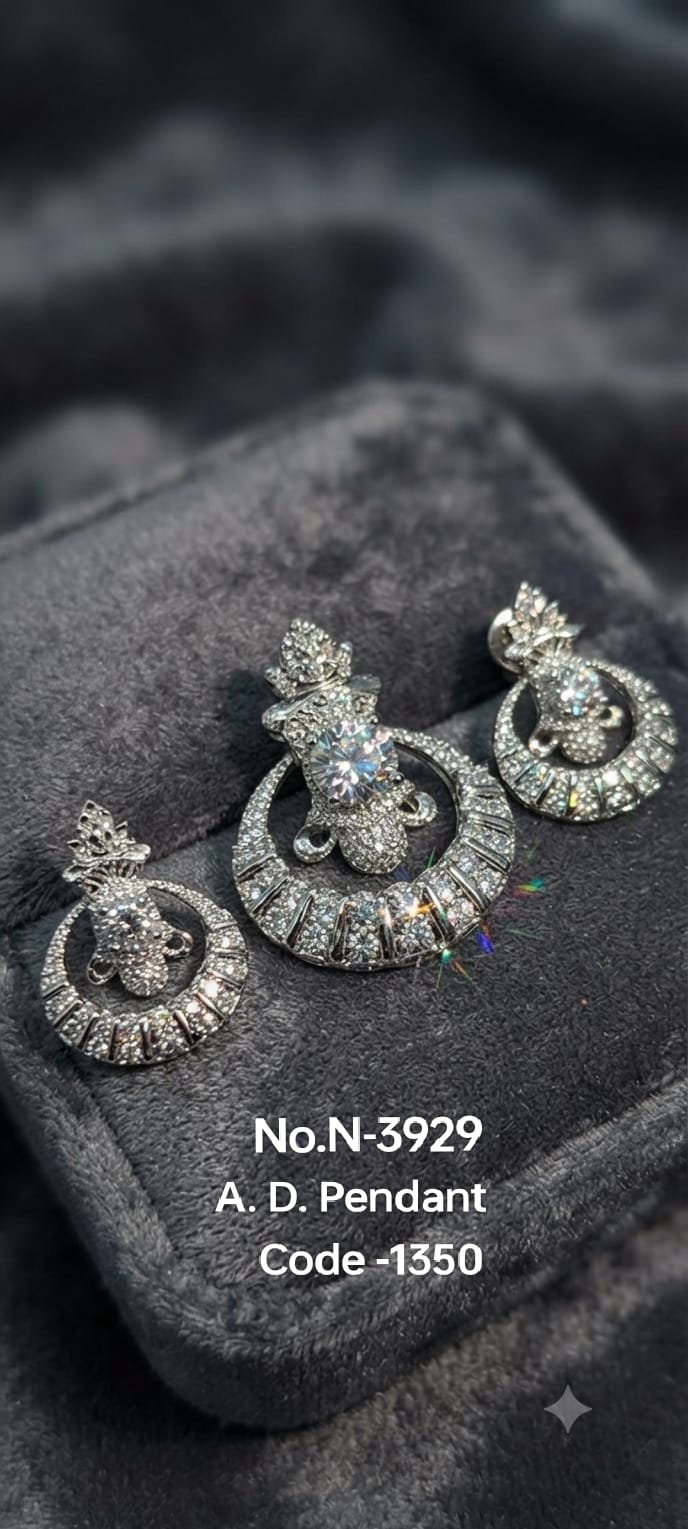 Crystal Pendant Set
