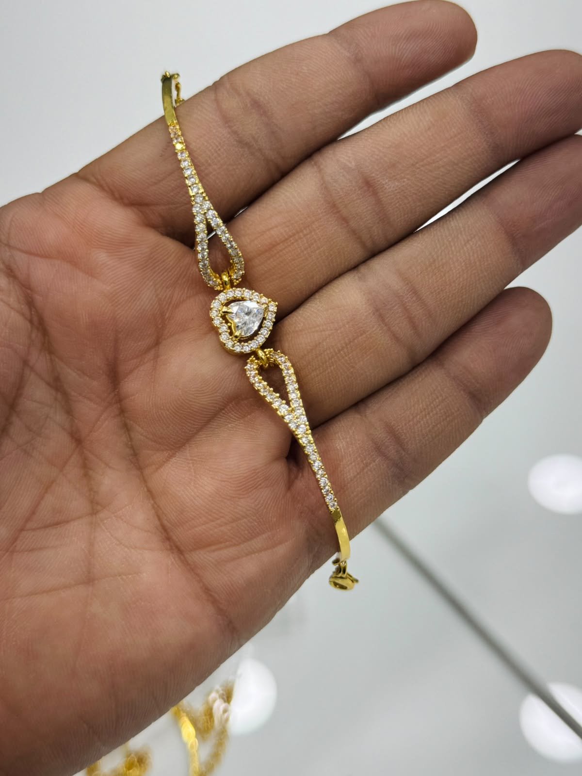 Bracelet