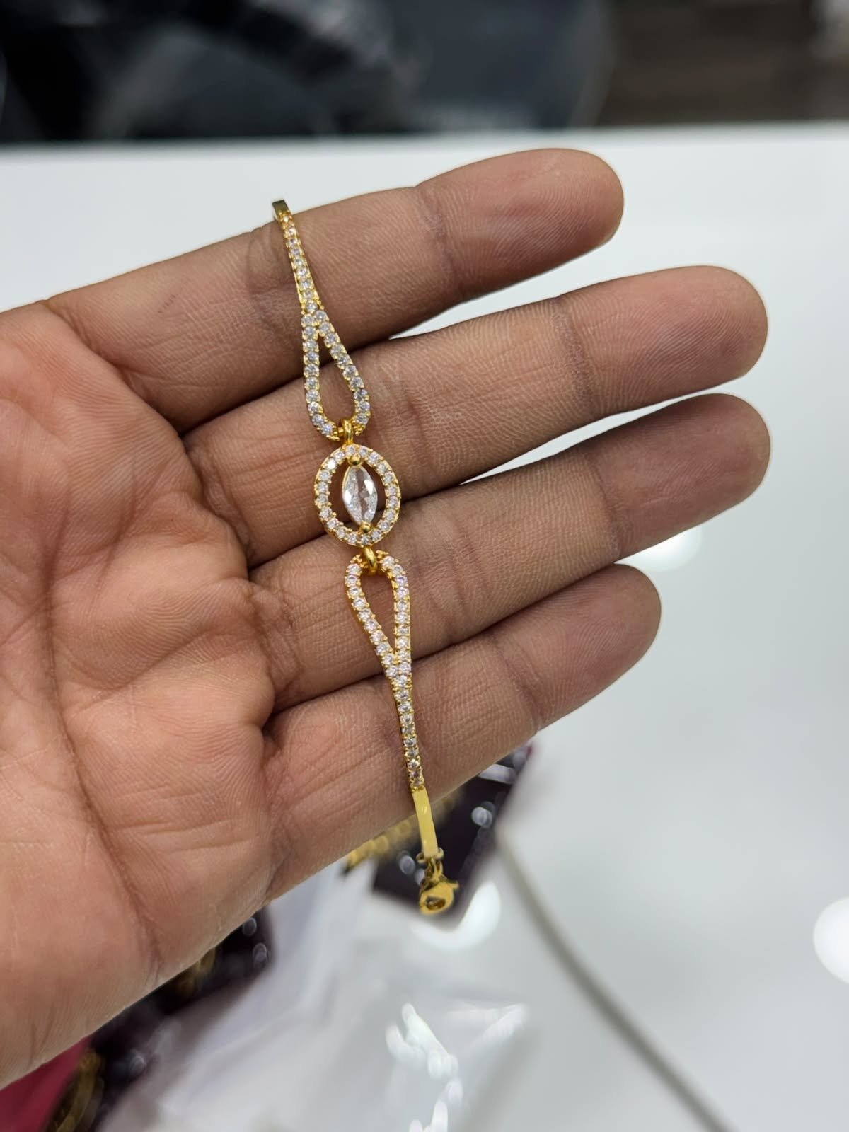 Bracelet